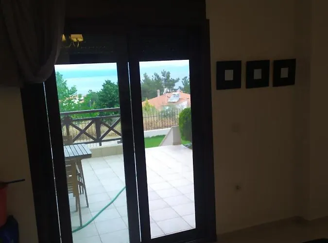 Afrodites Sea View House Дом отдыха Неа-Рода