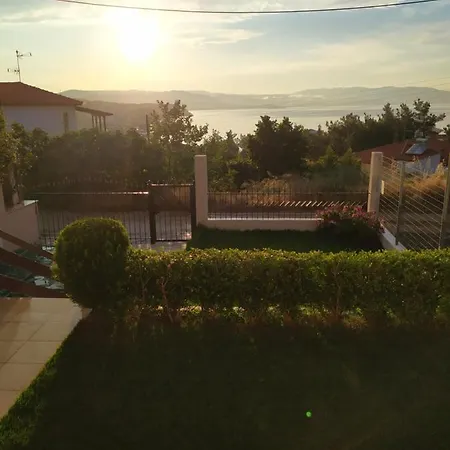 Afrodites Sea View House *