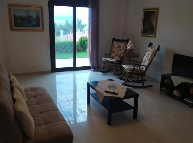 Afrodites Sea View House * Néa Ródha